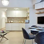Studio Papaya Mamaia Nord Apartment